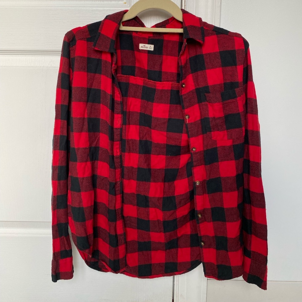 Hollister red and black plaid flannel women’s xs